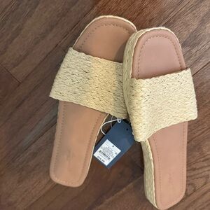 Universal Thread Tan Slide Sandals Woven Design